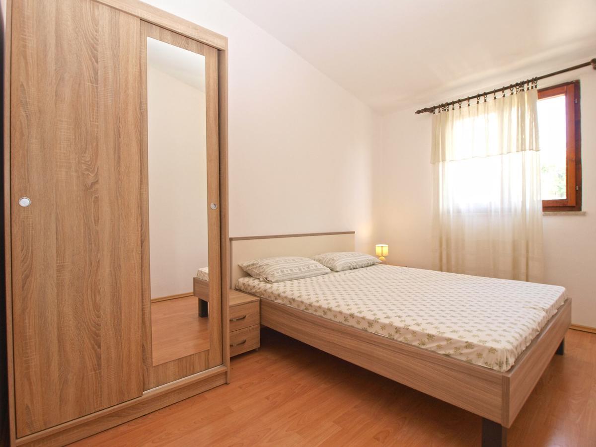 Apartments Luciano 1728 Premantura Bagian luar foto