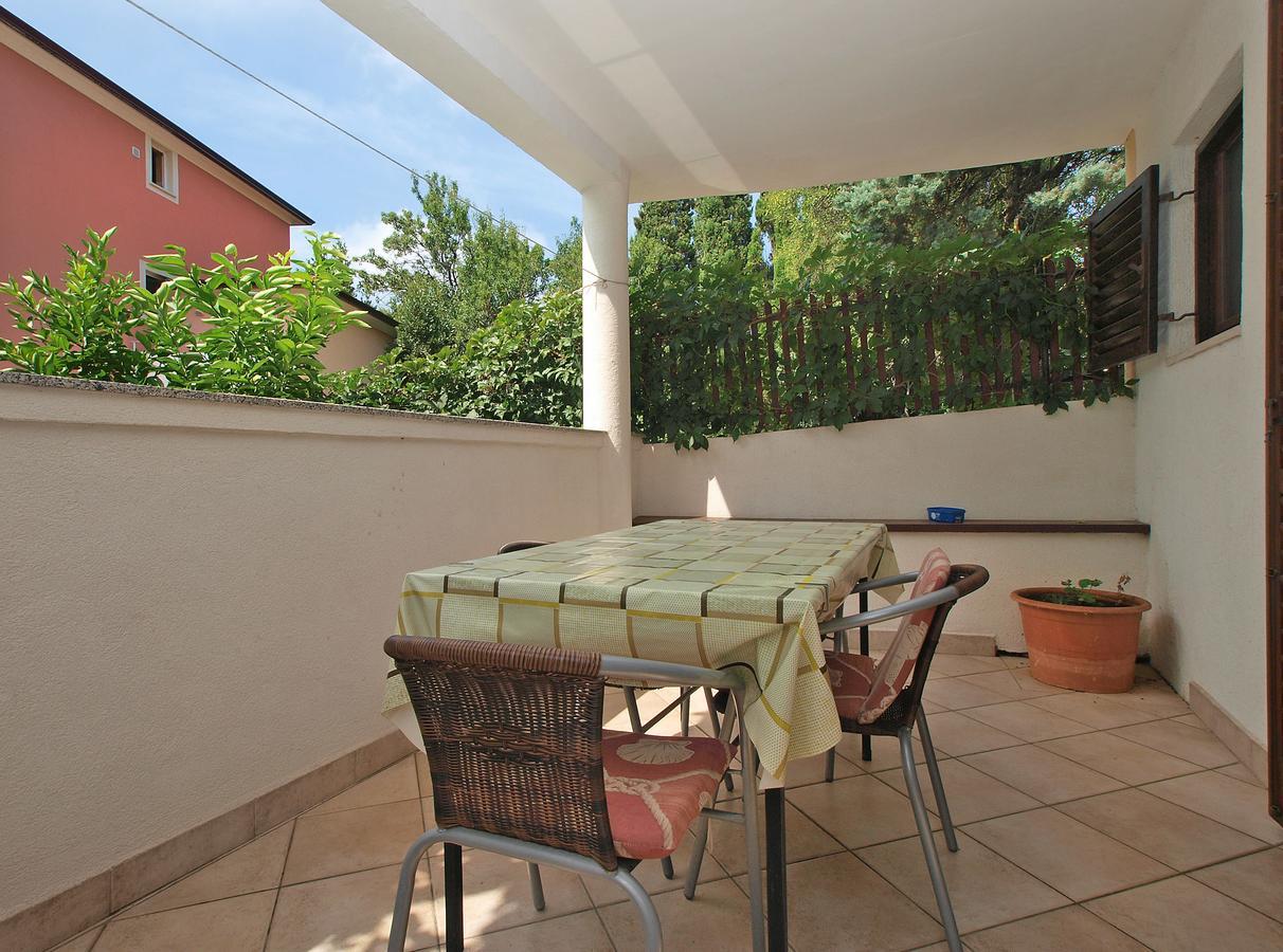 Apartments Luciano 1728 Premantura Bagian luar foto