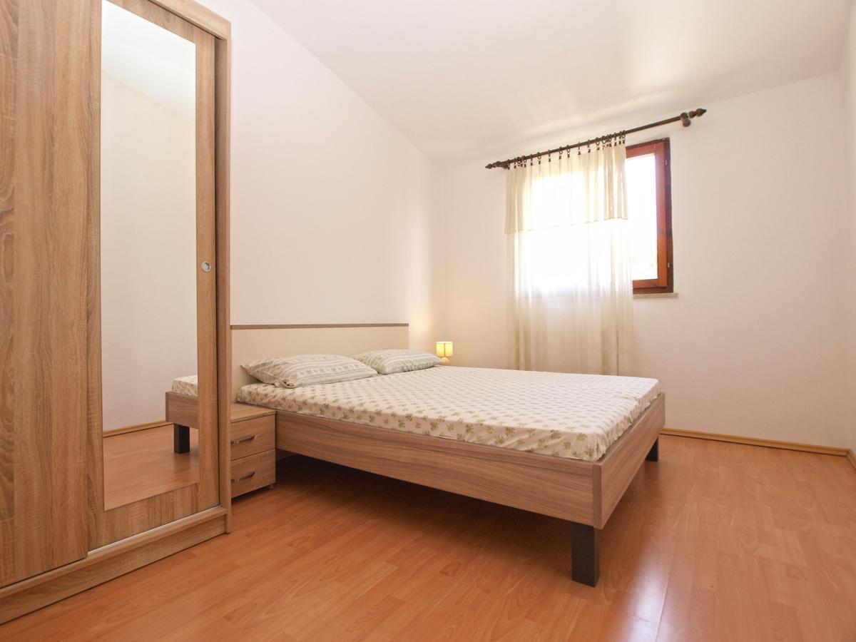 Apartments Luciano 1728 Premantura Bagian luar foto